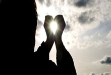 爱游戏体育app-姆班古拉：得知尤文不需要我时感到难过；很欣赏内马尔的球技，姆班吉拉人